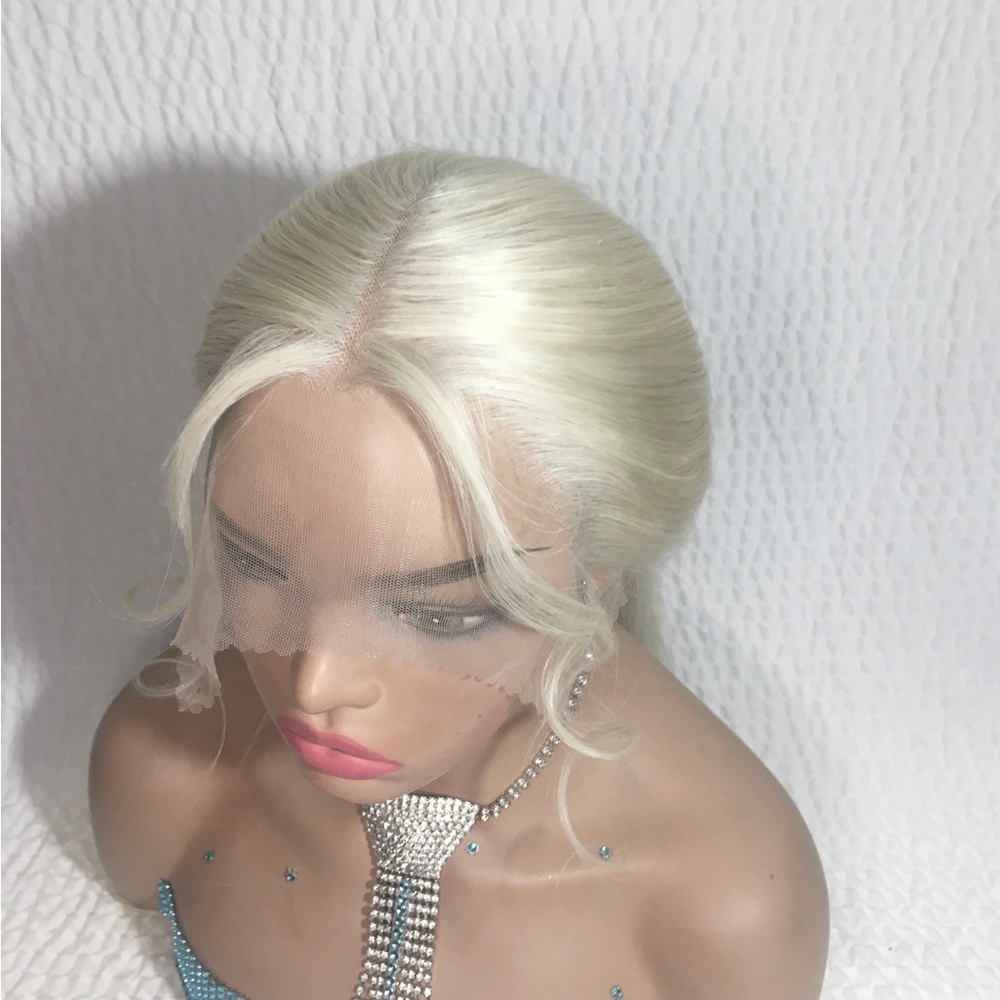Realistic Pale Blonde Human Hair Lace Wig 24 inches - Picture 14 of 15